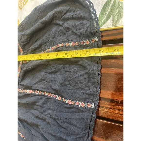 American Eagle Embroidered Bell Sleeve Top Size Large Women’s Floral Boho - Picture 8 of 10